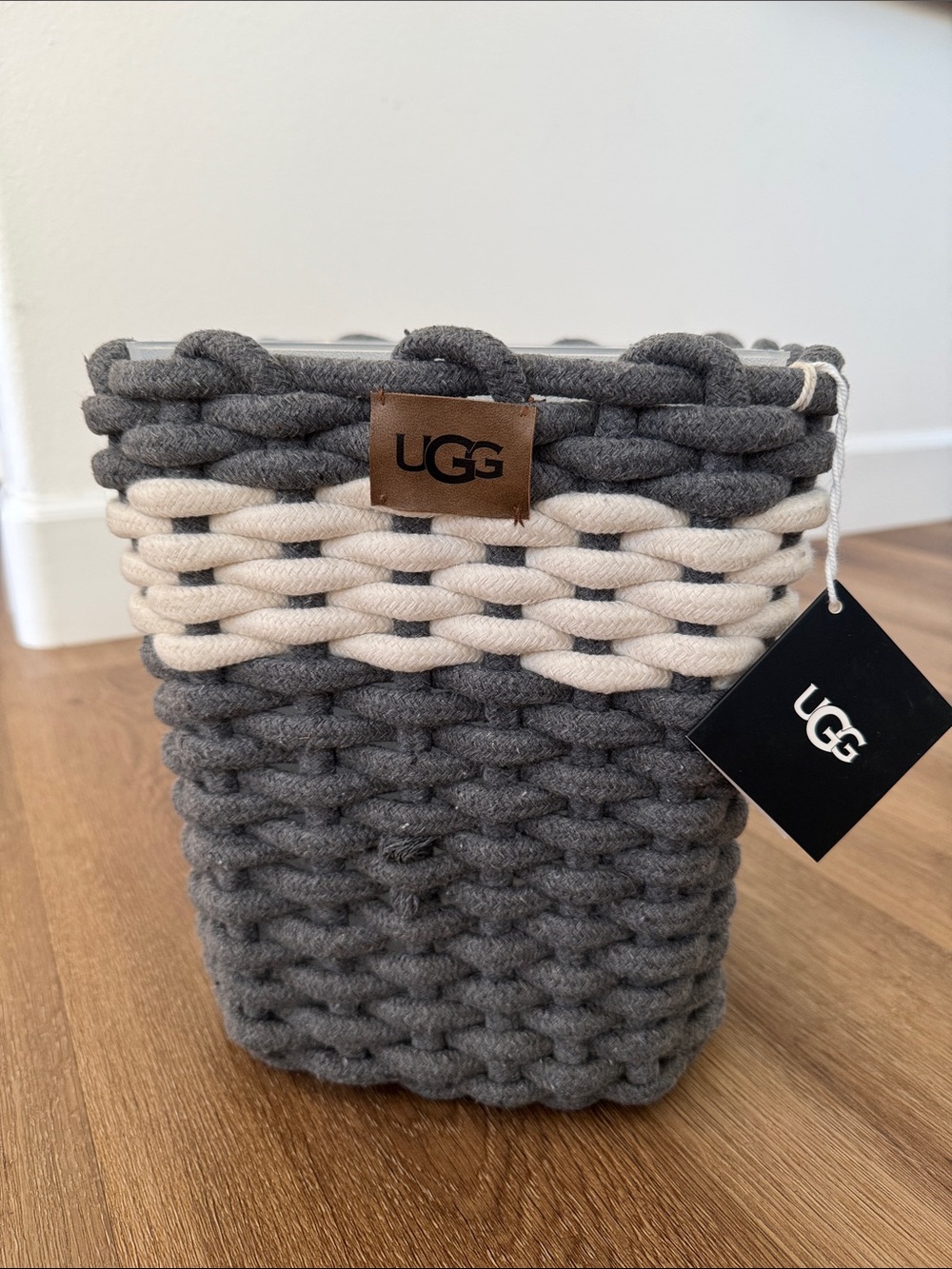 UGG® Sadie Wastebasket in Charcoal/Snow (NWT) & Stone Soap Dispenser - Picture 3 of 13